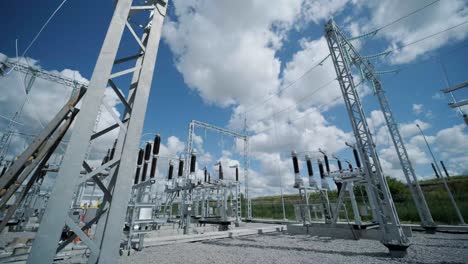 construcción de una subestación de transformadores