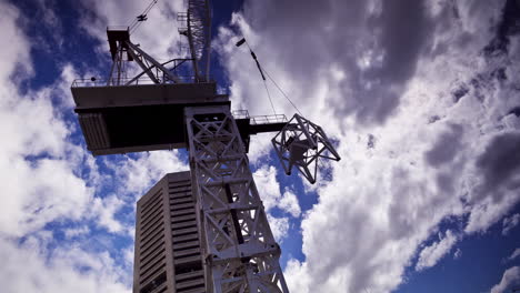 Time-lapse-of-construction-crane-jump-assembly