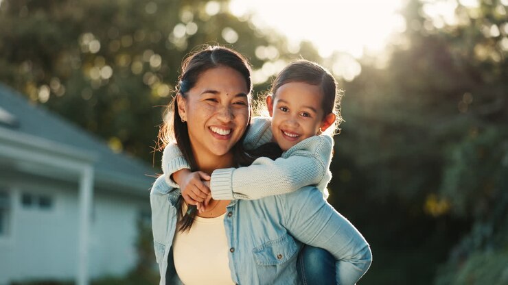 mutter und kind im freien