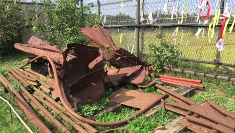 los restos de un tren bombardeado durante la guerra de corea mostrado en imjingak por el dmz con vistas a corea del norte, en munsan, paju, gyeonggi-do, corea del sur
