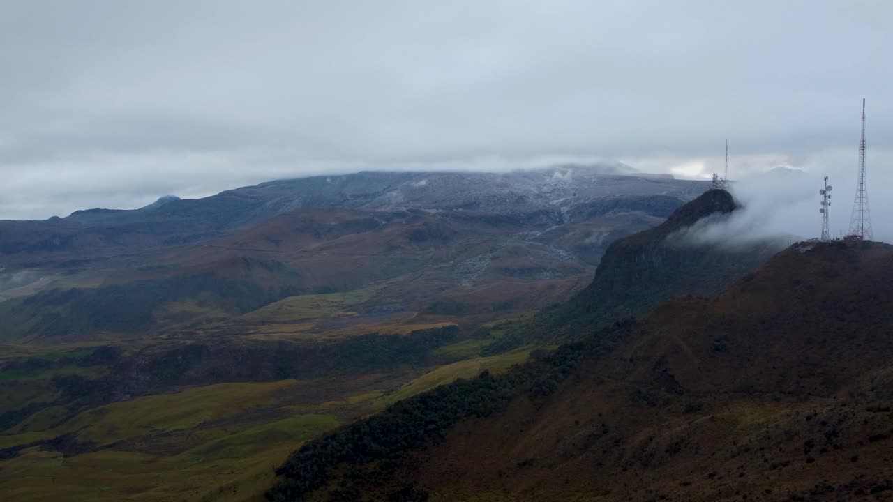 aereal view of ruiz vulcano