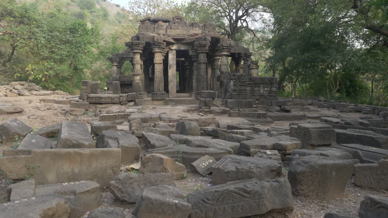 antiguos templos hindúes de maharashtra, la india