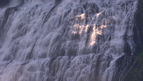 Majestätischer-Wilder-Dynjandi-fall,-Isländische-Natur