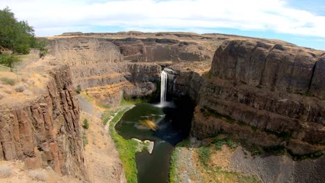 palouse falls in the scablands of eastern washington state in late summer