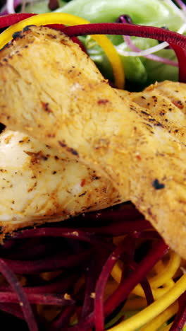 ensalada en un tazón