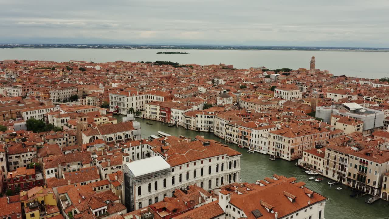 una vista aérea de venecia, italia