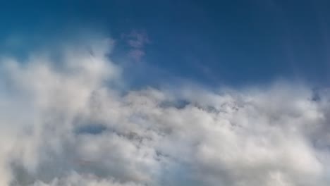 volando por encima de las nubes sol avión avión avión flotar volar cielo estratosfera 4k