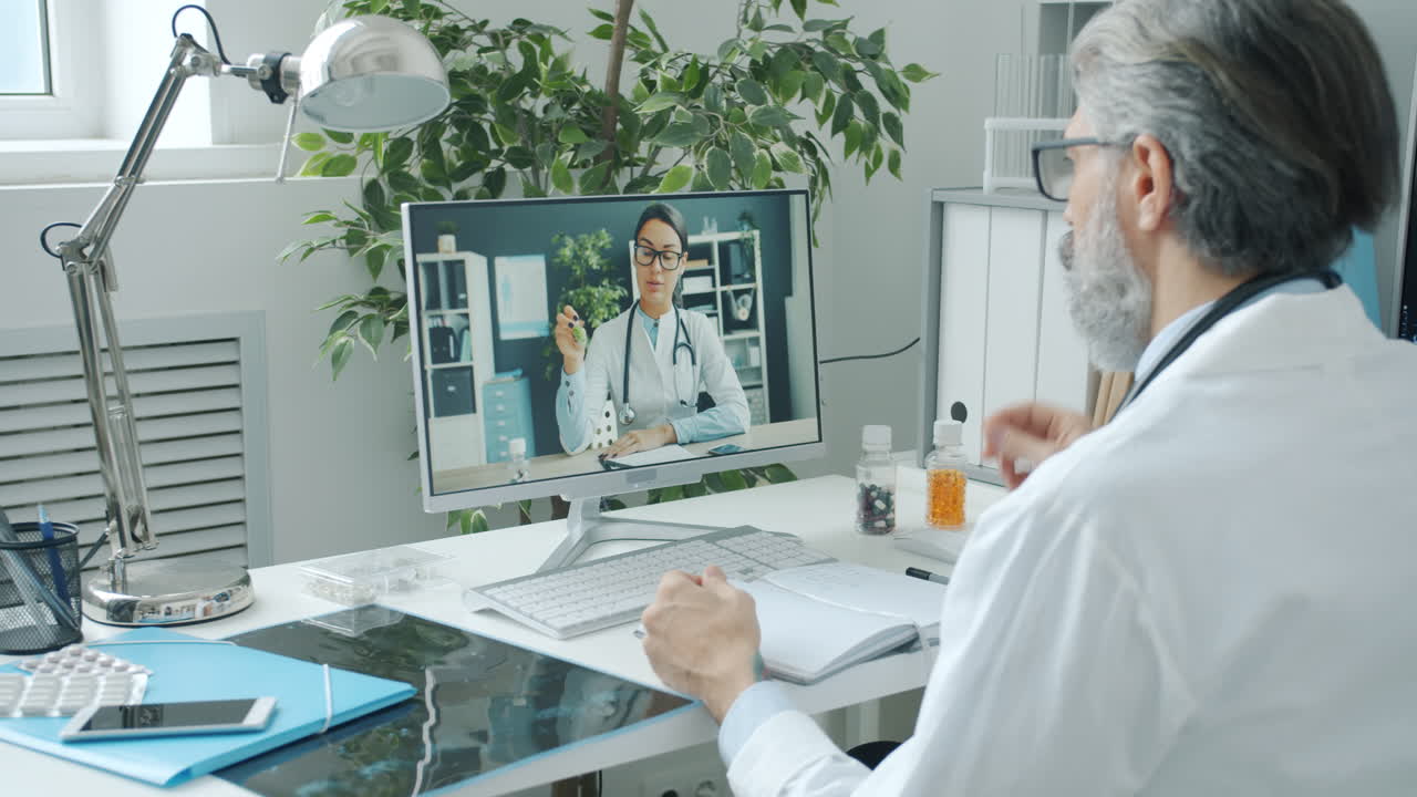 Consulto medico in videoconferenza