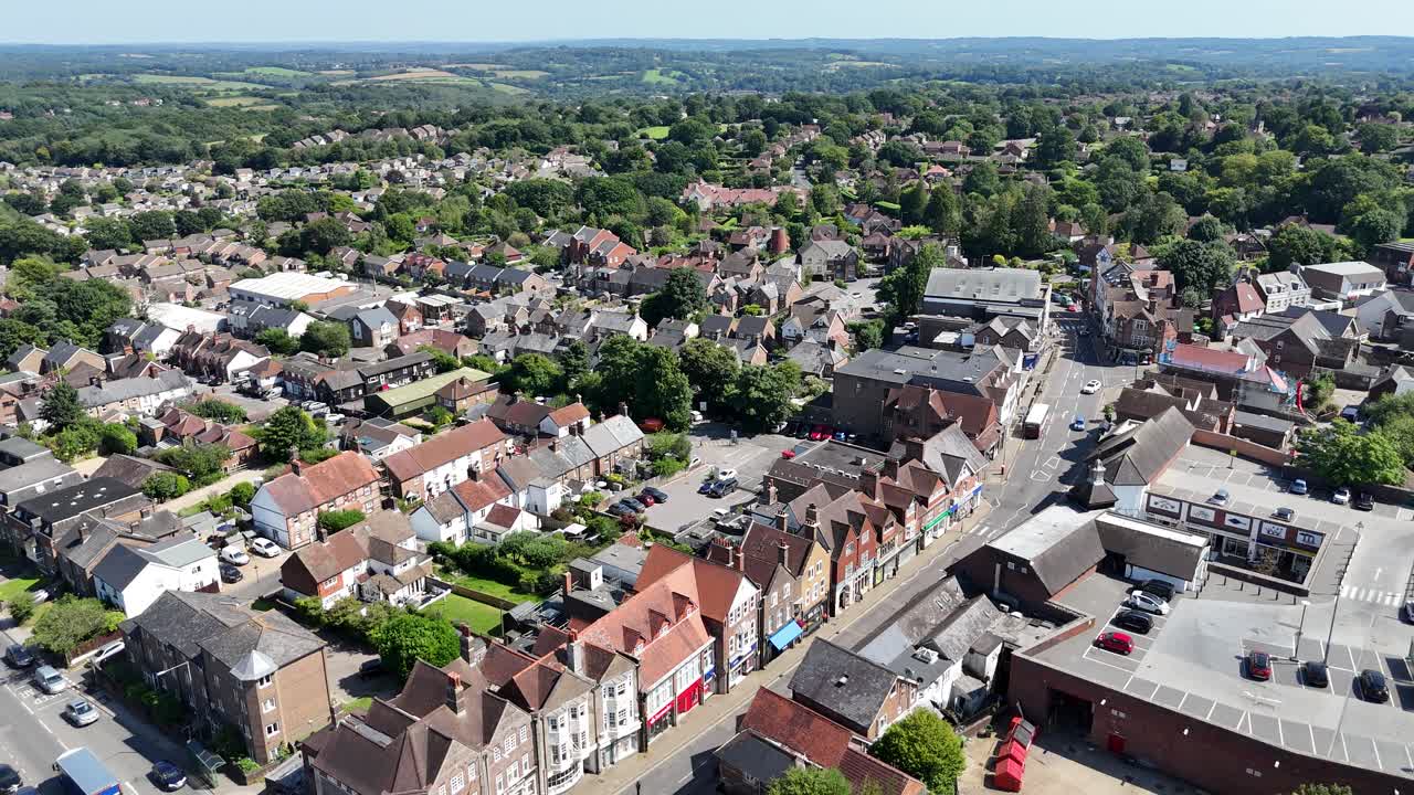 la ciudad de crowborough en kent, reino unido. drone, aéreo.