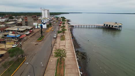 the malecón of machala ecuador