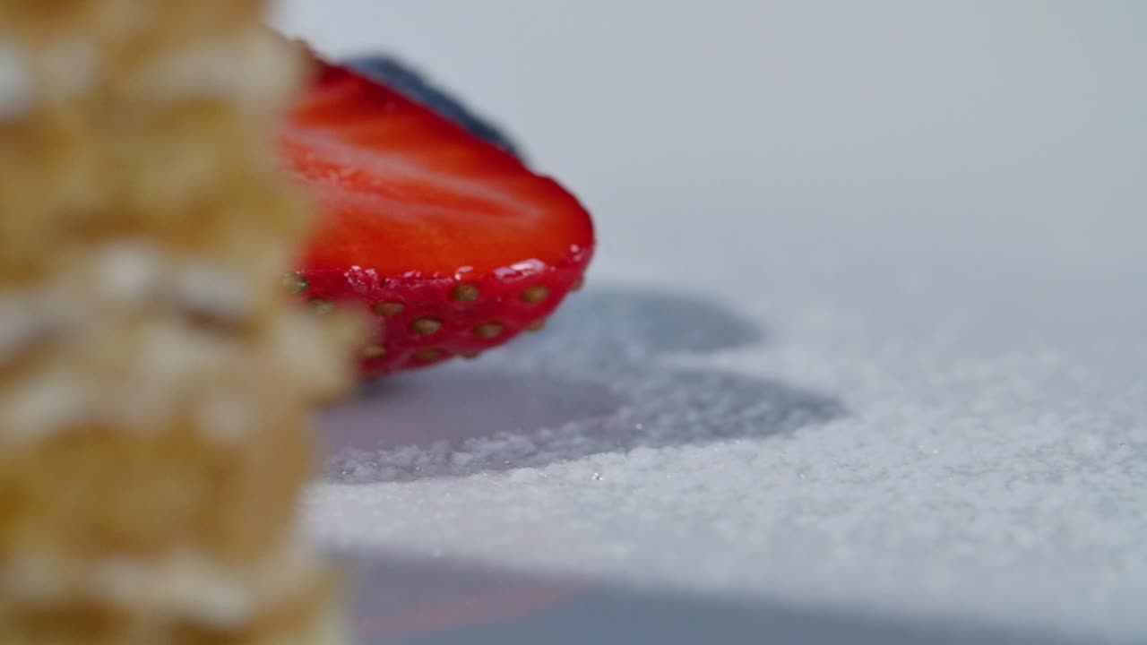 waffle de fresa y arándano