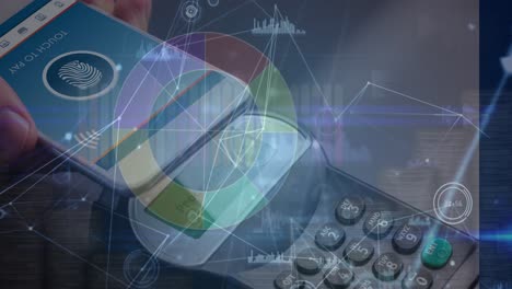 animación del procesamiento de datos sobre el pago a mano con teléfono inteligente