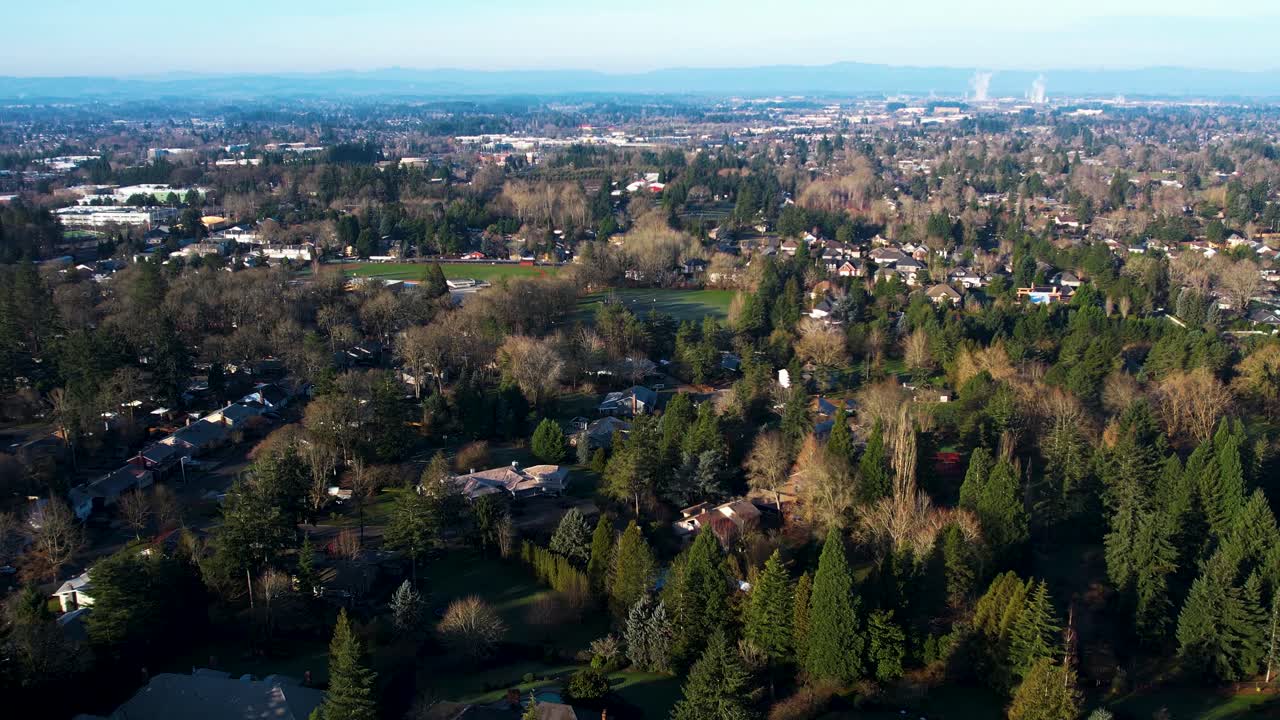 vista aérea de un barrio suburbano