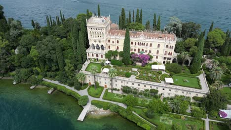 Isola-del-Garda-Villa-on-Lake-Garda,-Italy