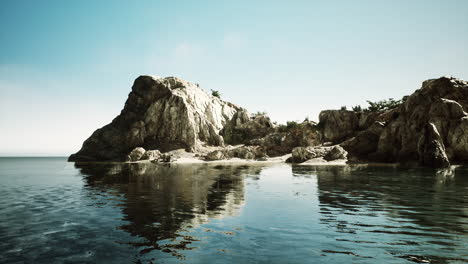 rock-formation-on-the-Costa-Brava