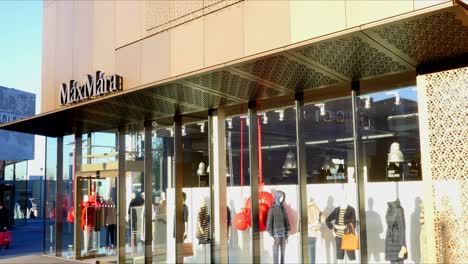 max mara store front