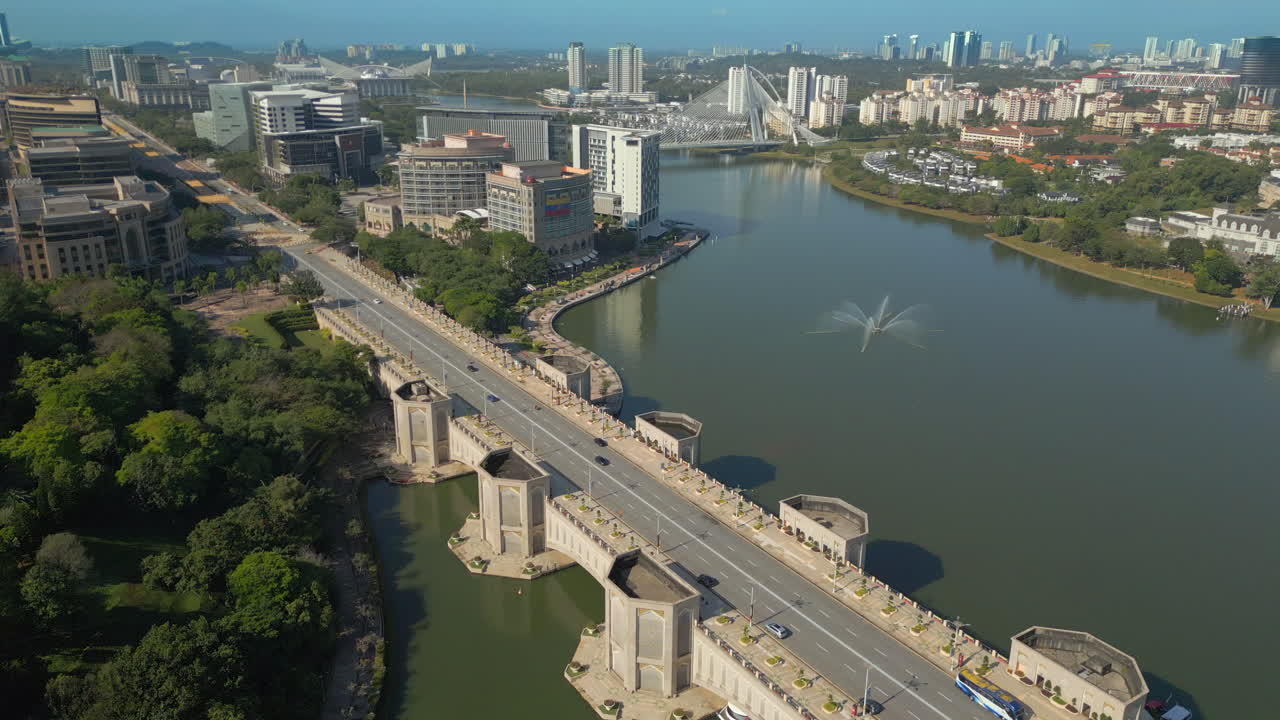 Putra Bridge Crosses Water Engineering Beauty Kuala Lumpur Malaysia 4K 60FPS