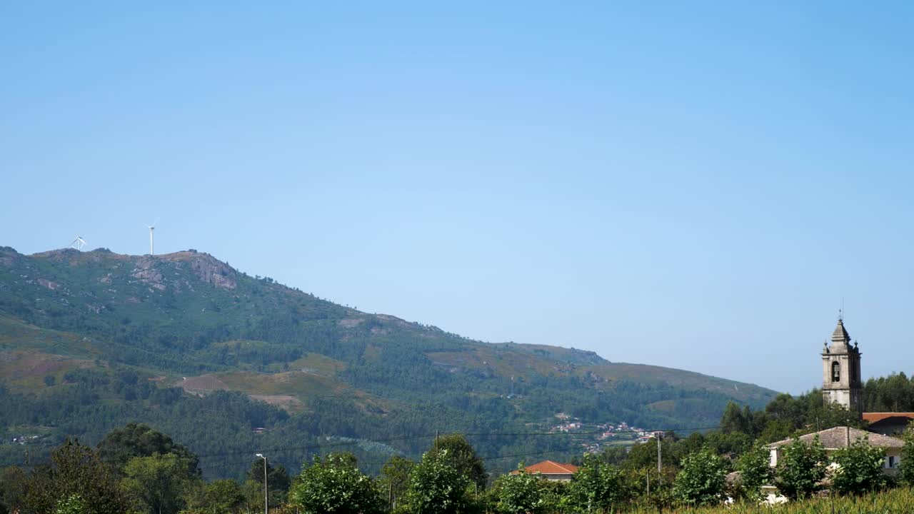 시골에 있는 가톨릭 교회, 포르투갈에 있는 교회, 산에 있는 교회