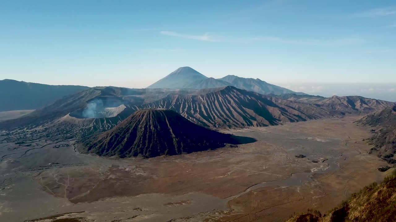 volcán bromo vista por dron