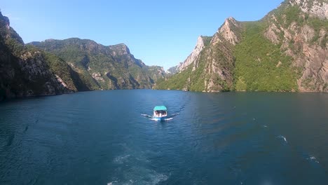 Traject-in-Lake-Koman,-Albania-by-ferry