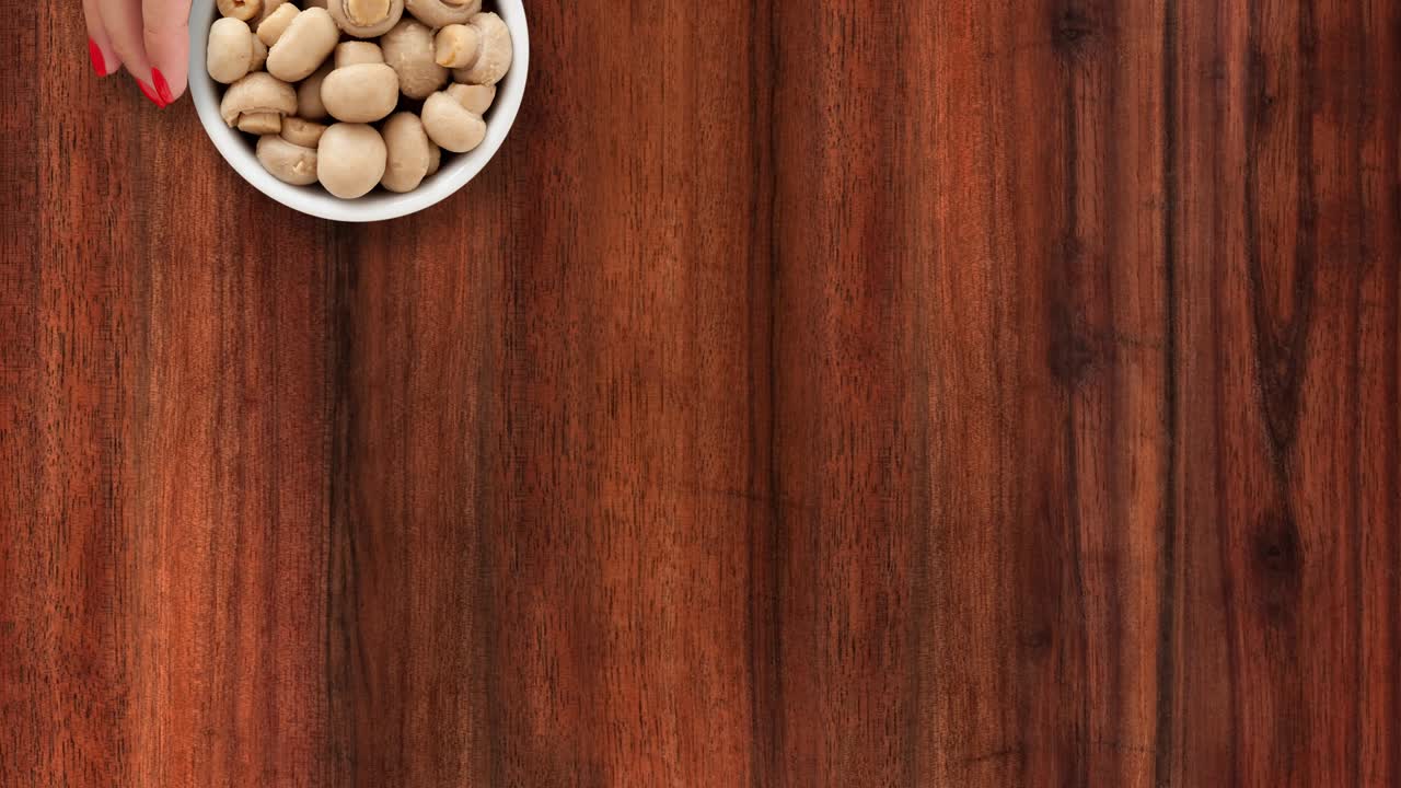 Offering champignon mushrooms