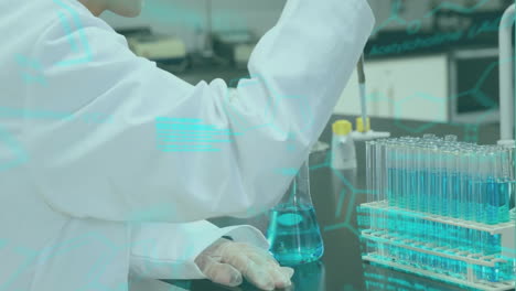 animación de procesamiento de datos sobre científico caucásico haciendo experimentos