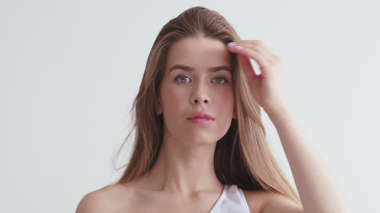 긴 머리를 가진 여자