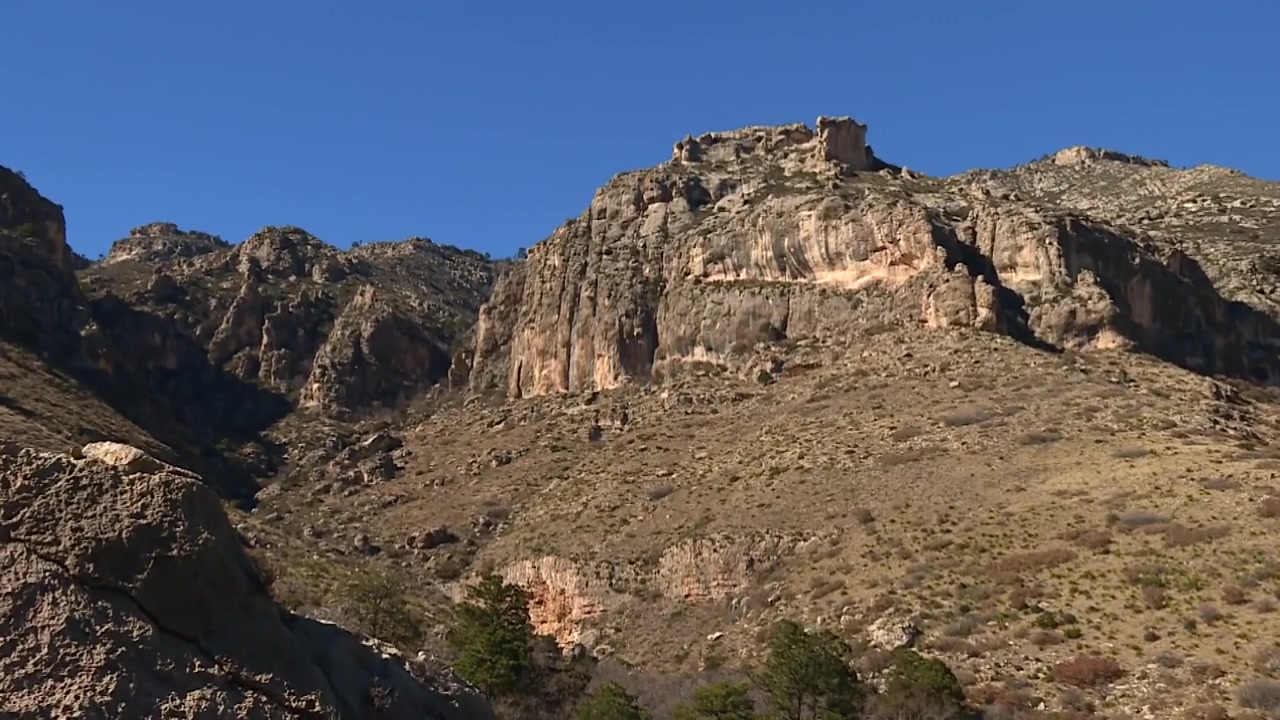 Paesaggio roccioso di canyon nel Parco Nazionale delle Montagne Guadalupe in Texas, USA.