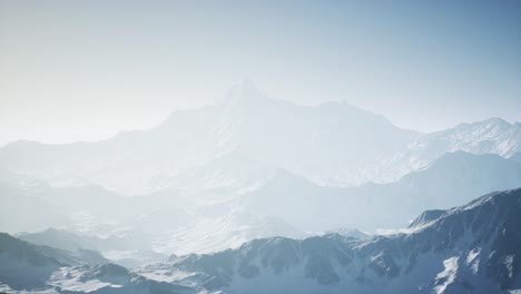 Arctic-Mountains-in-Northern-Norway