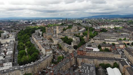 Vista-Panorámica-De-Los-Distritos-Residenciales-De-Glasgow,-Escocia,-Reino-Unido