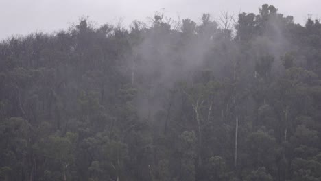 lluvia y nubes en el interior regional de nueva gales del sur