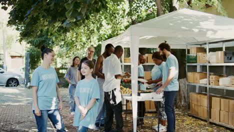 volunteers aid in fight against hunger