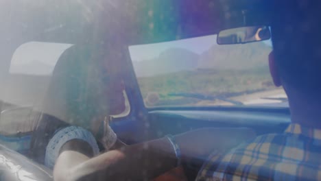 pareja joven en un viaje por carretera en su camioneta pick-up