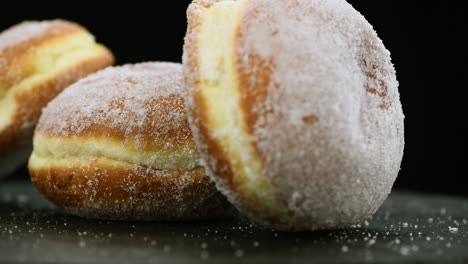 rotating berliner doughnuts (seamless loopable)