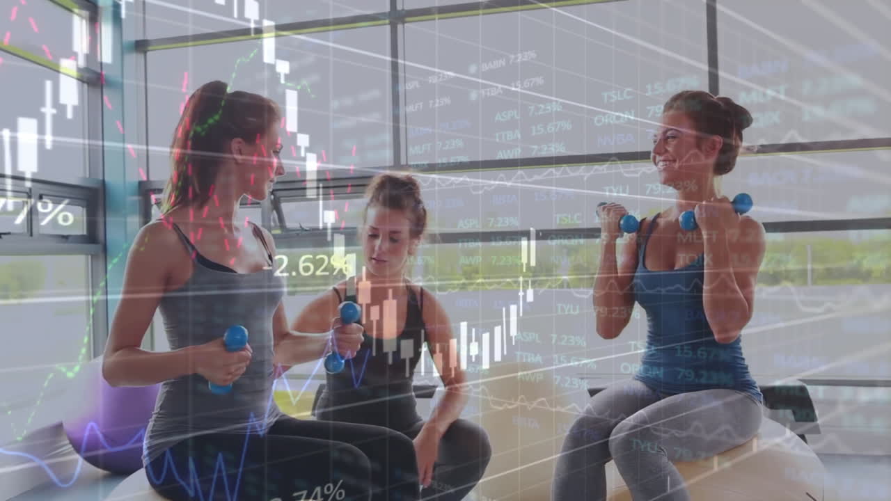 체육관에서 운동하는 다양한 여성 친구들에 대한 금융 데이터 처리의 애니메이션