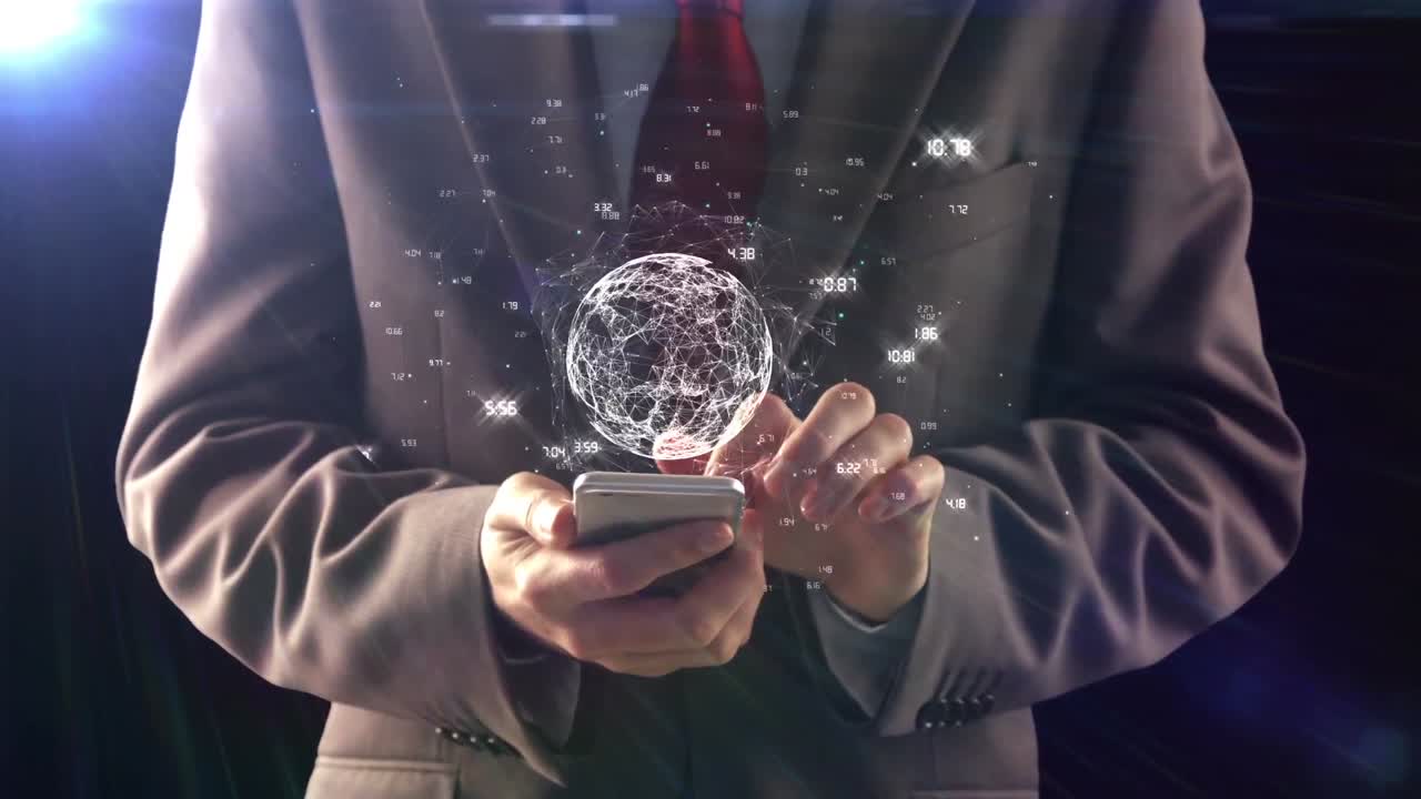 teléfono móvil que toca con la mano con interfaz digital virtual