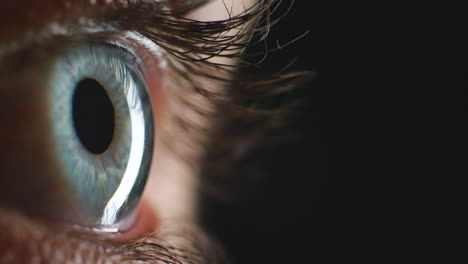 Blaues-Auge,-Sehvermögen-Und-Vision-Einer-Frau