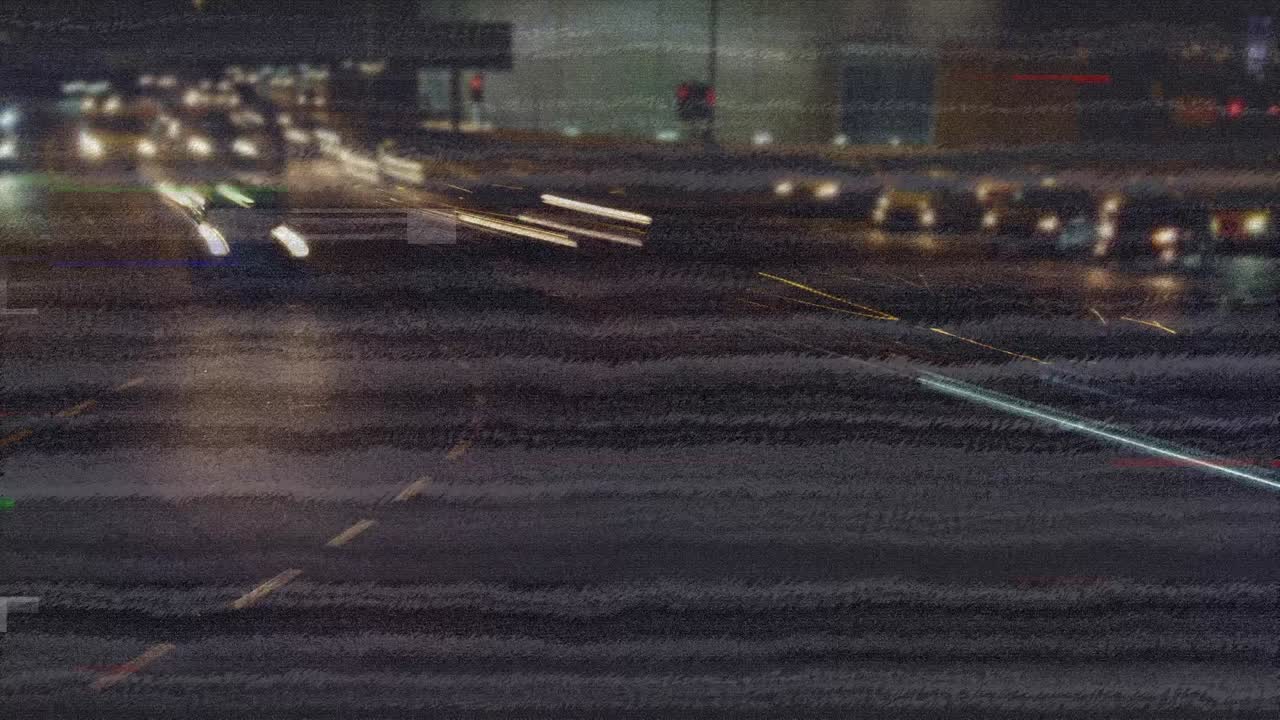 tráfico ocupado en la carretera de la ciudad