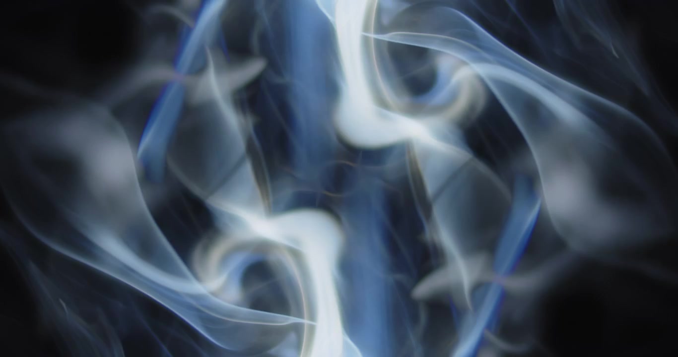 Fumaça de incenso azul e cinza rodopiando