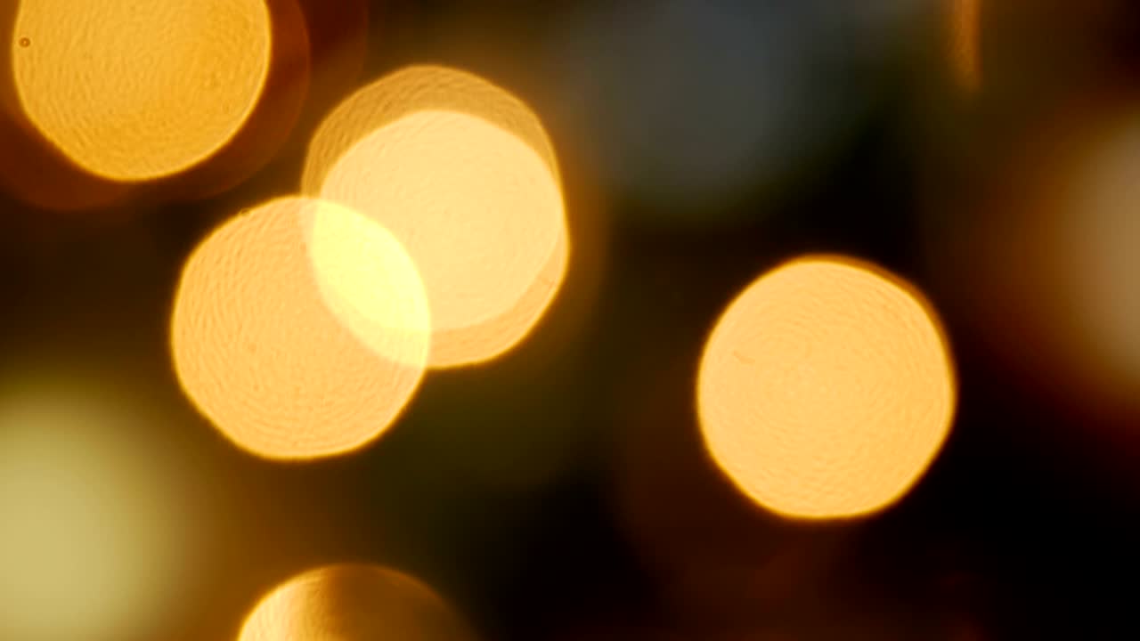 brillo redondo dorado de las luces