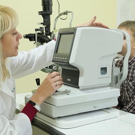 device for diagnosis of human sight. doctor ophthalmologist and the patient