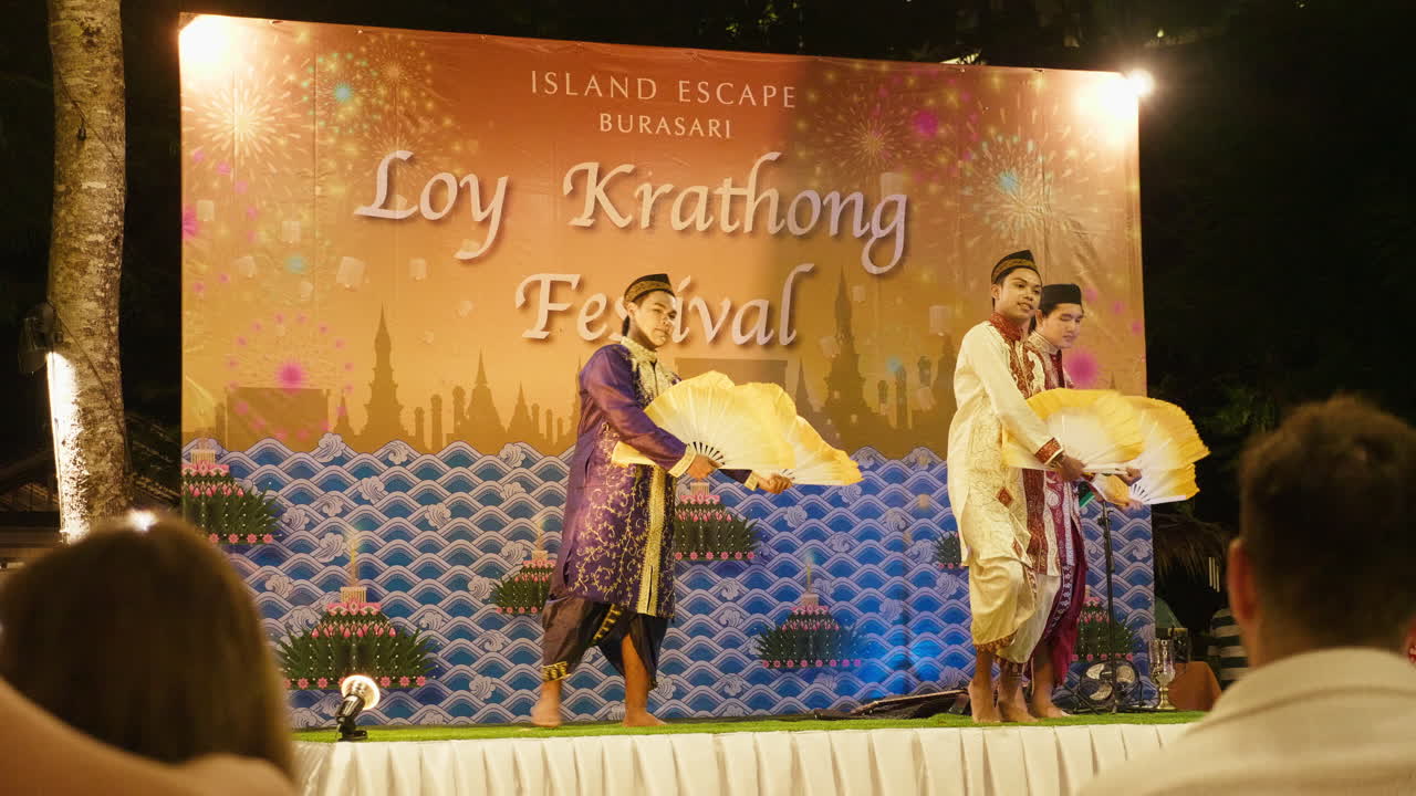 Loy Krathong Festival Performance at Island Escape, Burasa