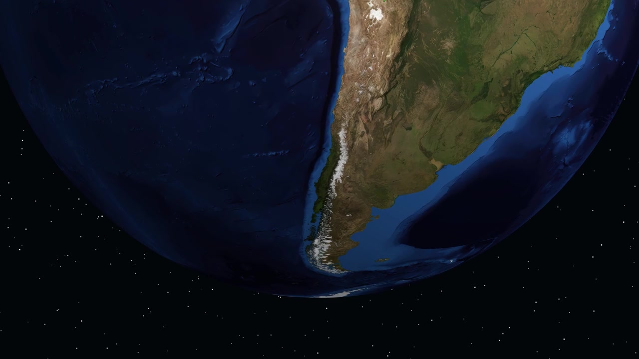 デジタルアニメーションが深宇宙から南アメリカにズームし、地球儀上のチリのコンセプシオンを特定する