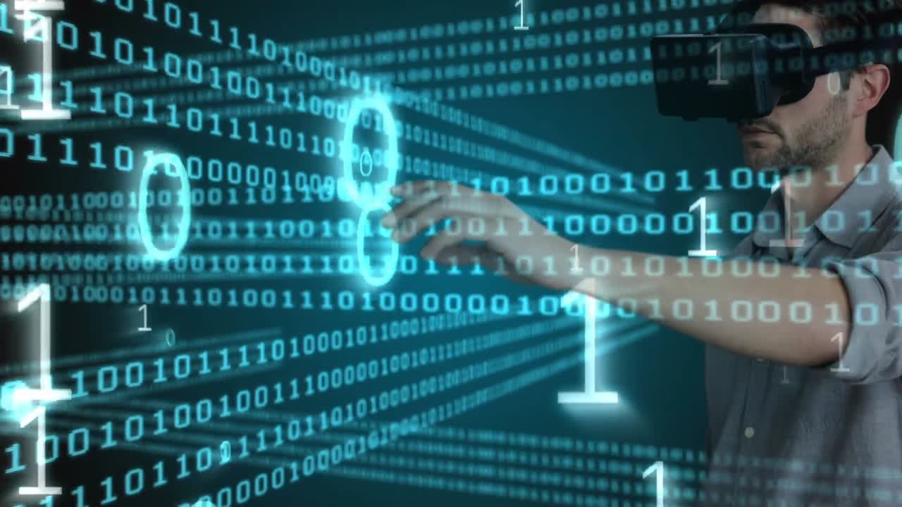 hombre usando vr con código binario