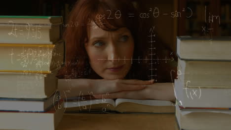 animación de ecuaciones matemáticas sobre una estudiante estudiando en la biblioteca
