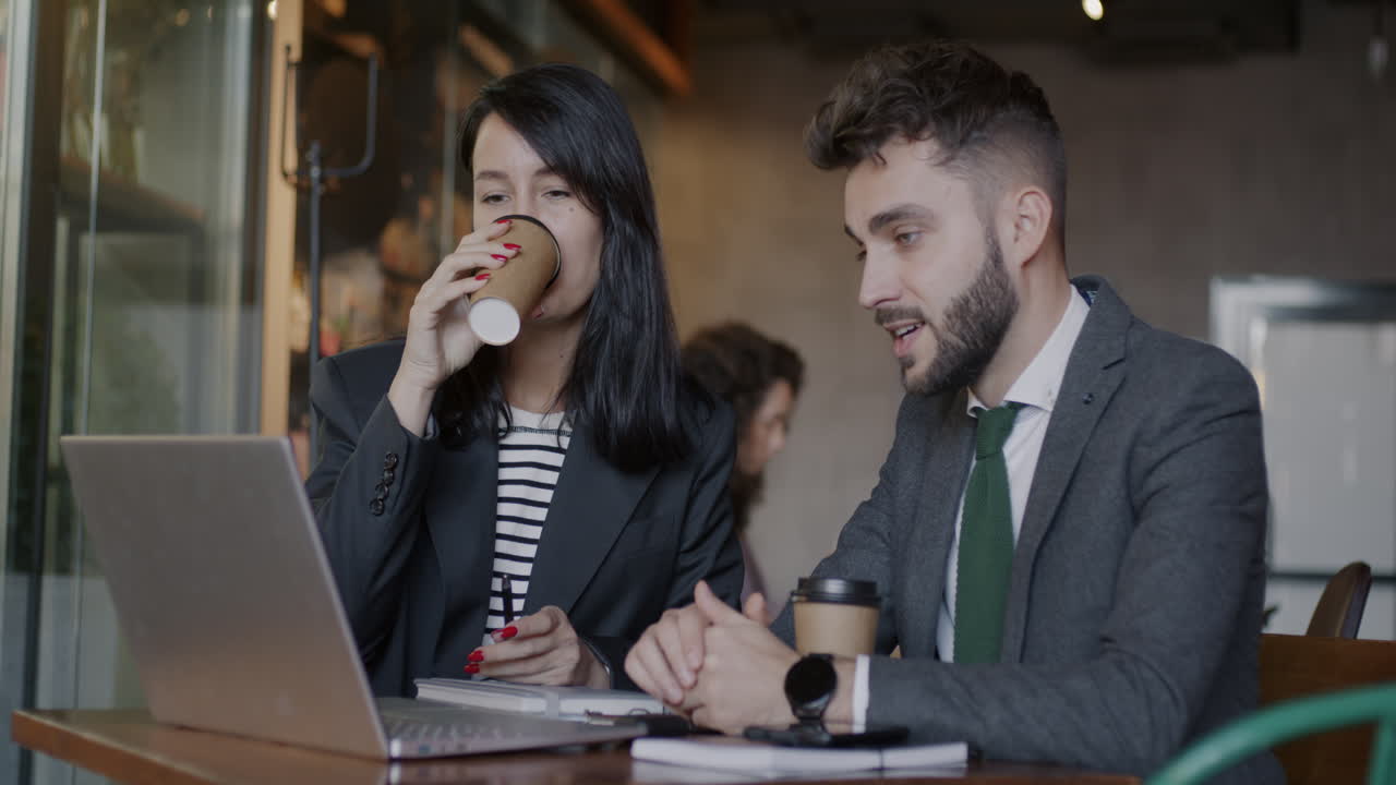 커피 에서 사업 회의