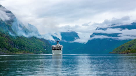 cruise ship, cruise liners on hardanger fjorden, norway