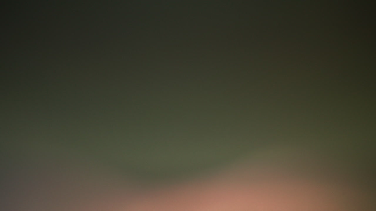 Light leaks recorded using real spherical lens and lens whacking technique