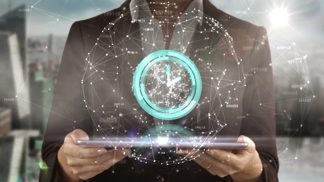 태블릿을 가진 백인 사업가 여성의 중간 부분에 대한 시계 및 연결의 애니메이션