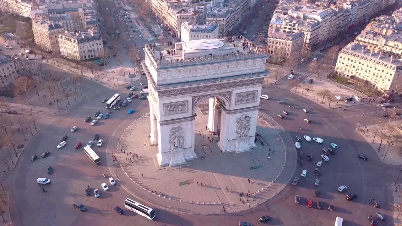 arc de triomphe paris por drone en 4k